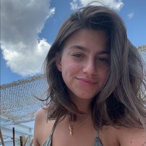 Meet your Posher, Gabriele